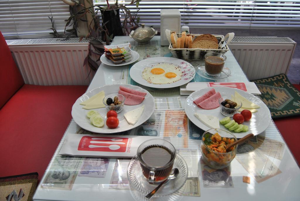 Lotus Hotel Istanbul Eksteriør billede
